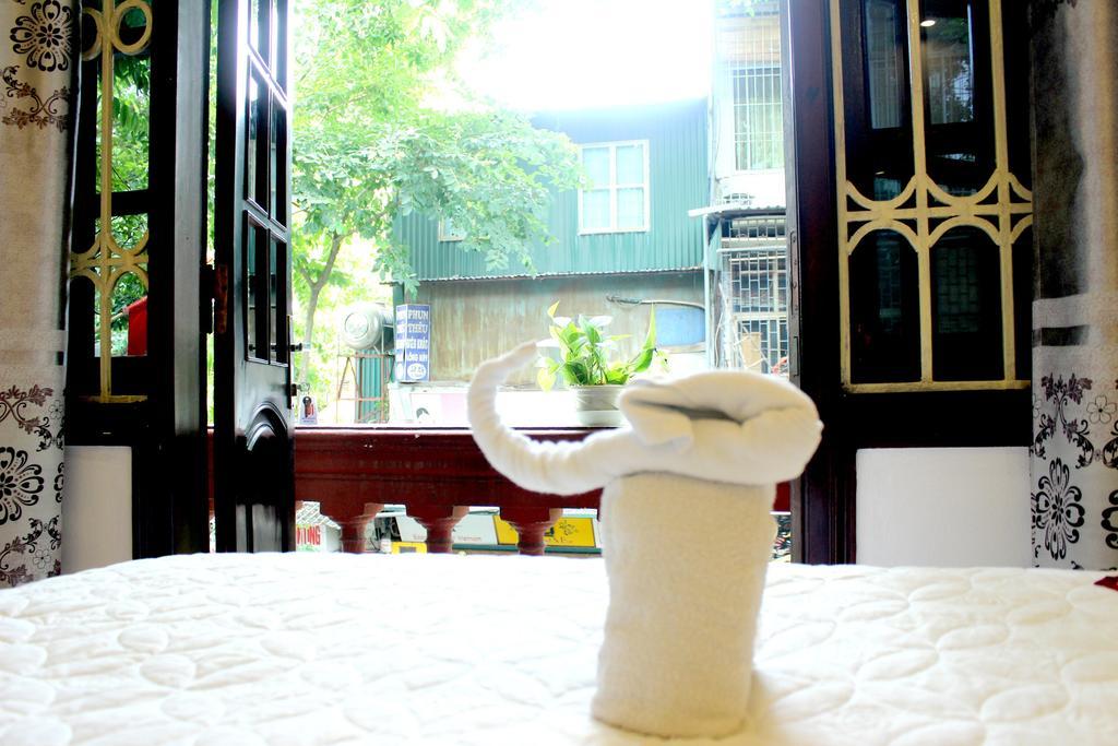Le Petit Hanoi Hotel Extérieur photo