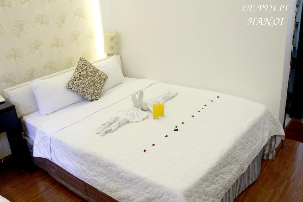 Le Petit Hanoi Hotel Extérieur photo