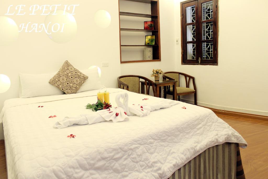 Le Petit Hanoi Hotel Extérieur photo