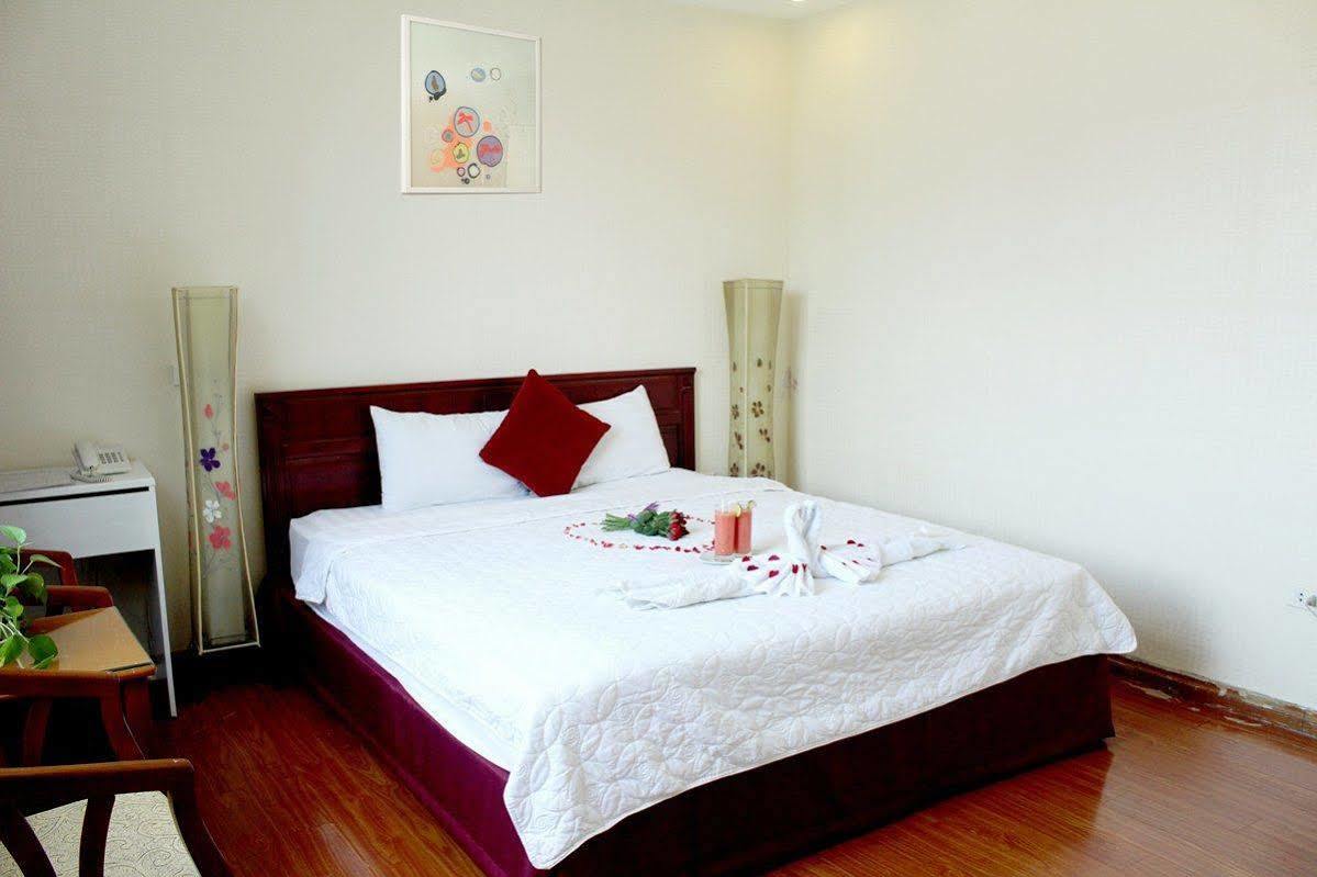 Le Petit Hanoi Hotel Extérieur photo